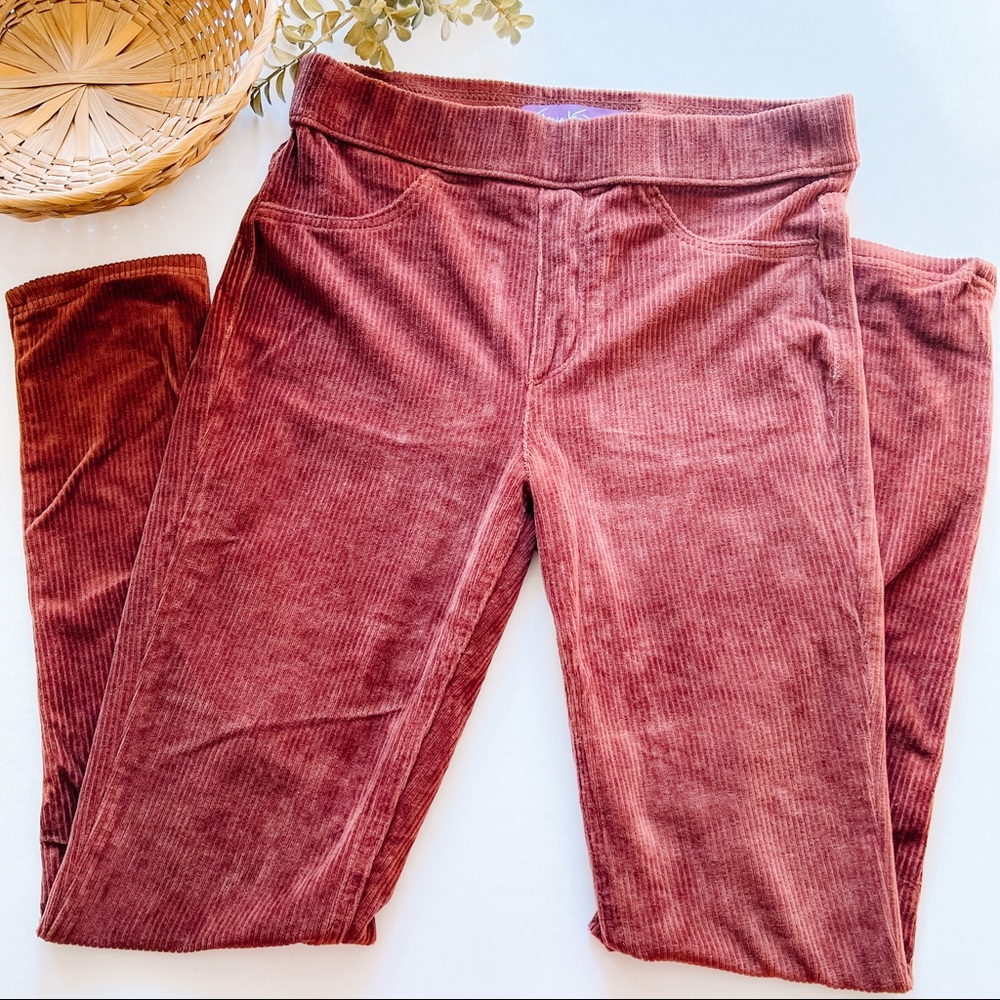 Gloria Vanderbilt | Burnt Red Corduroy Pants